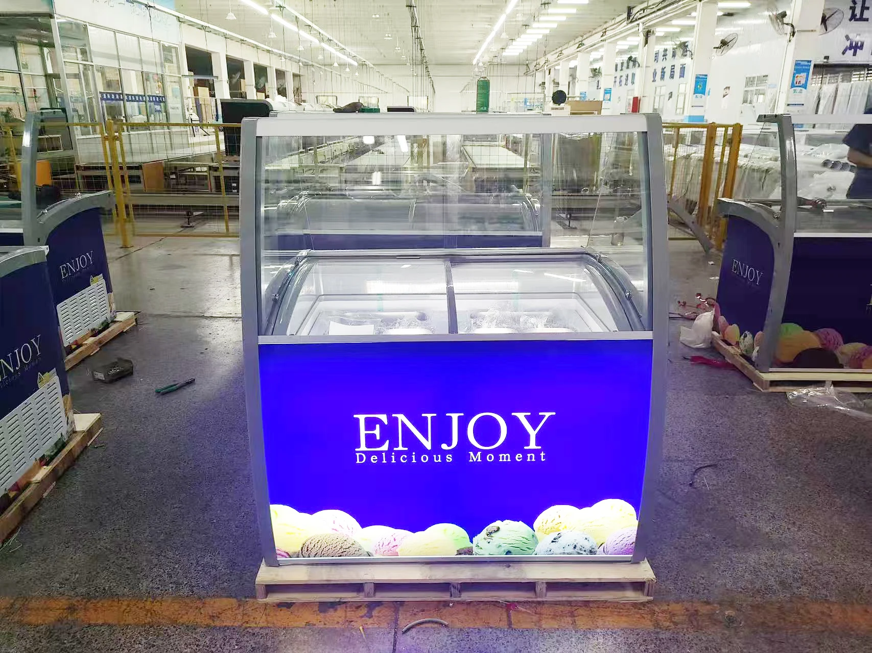 For Iraq market,Scooping Ice cream Freezer for gelato ice cream display with digital controller for precise temperature control and front sign led light